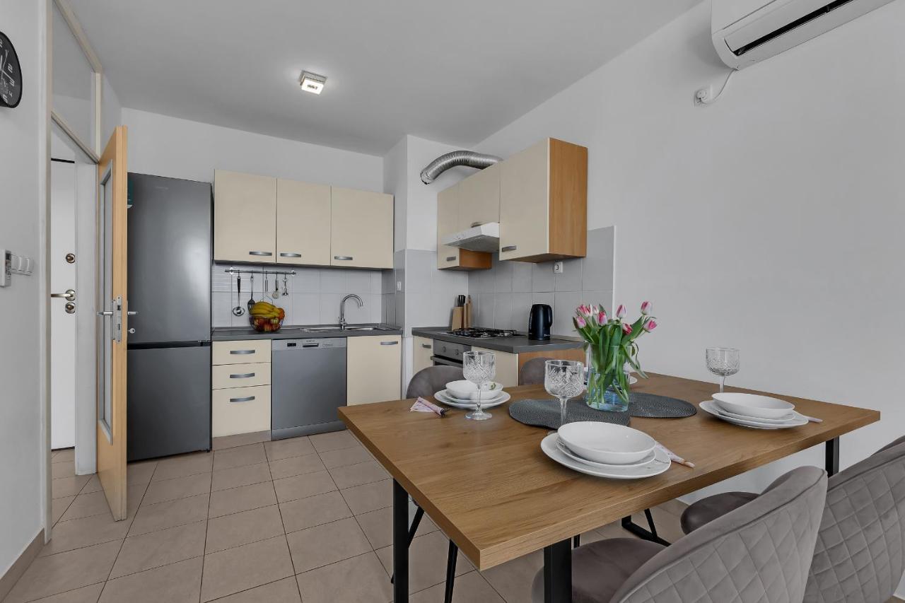 Apartman Magnolia Makarska Exterior photo