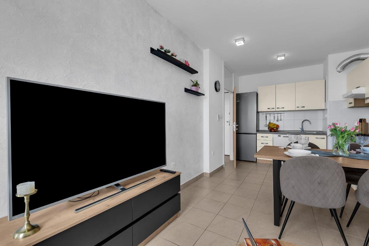 Apartman Magnolia Makarska Exterior photo